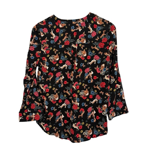 Philosophy Women's Small Black Bunny Rabbit Nature Floral Soft V-Neck Casual Top - Picture 3 of 6